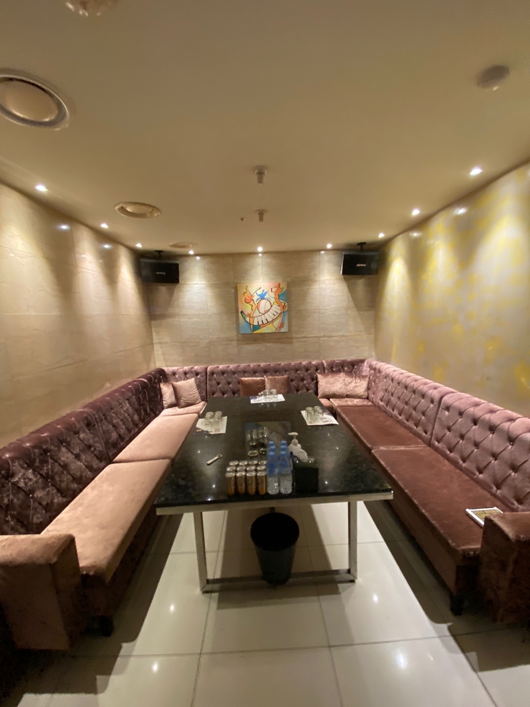 강남 플레이 셔츠룸 이미지